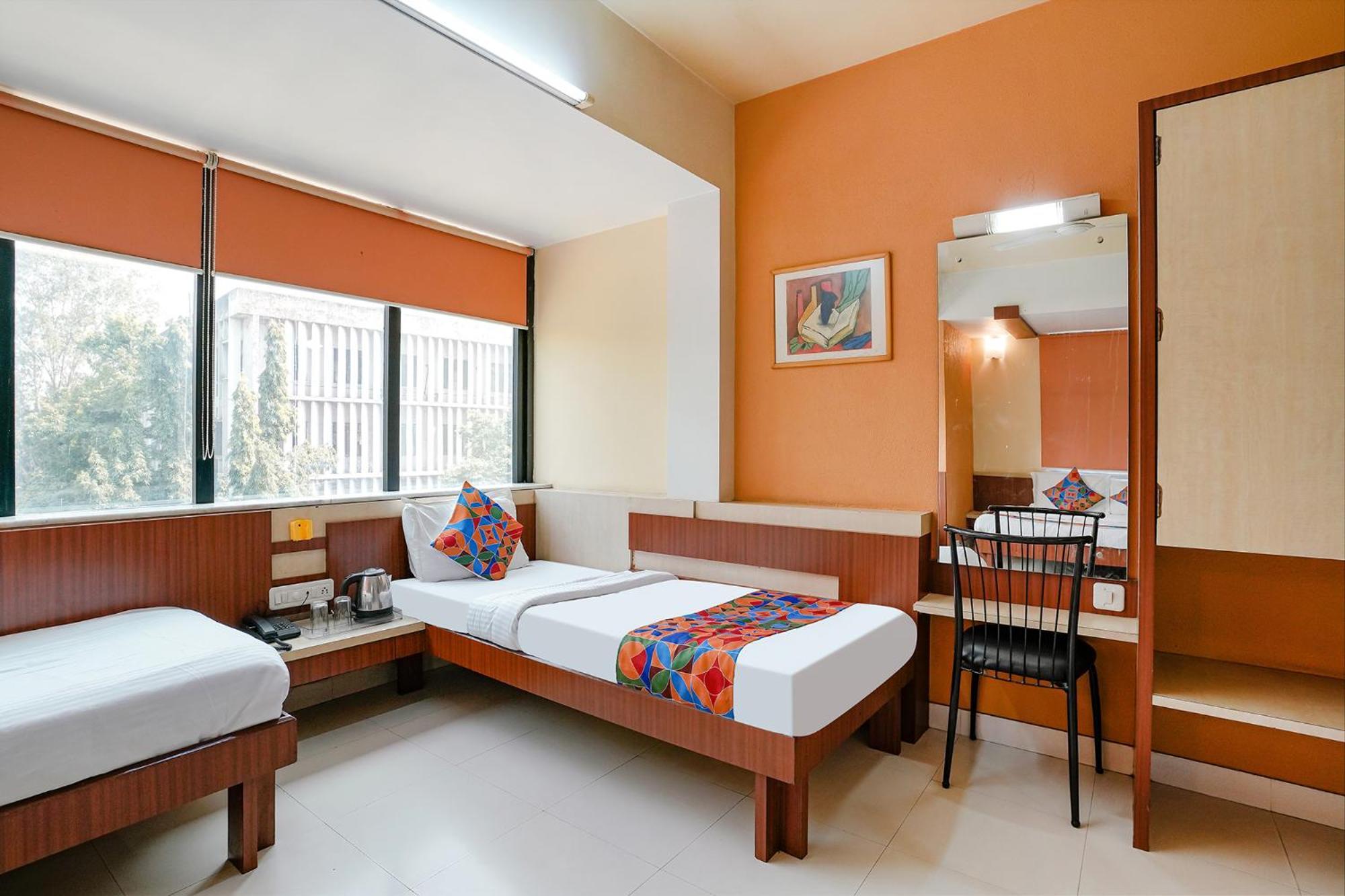 Fabhotel Samrat 纳西克 外观 照片